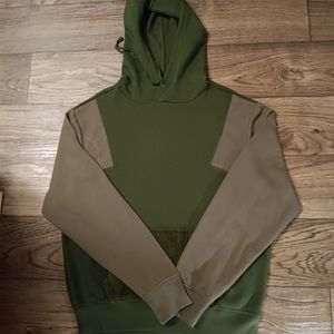 - Men's Colorblock Fleece Hoodie &